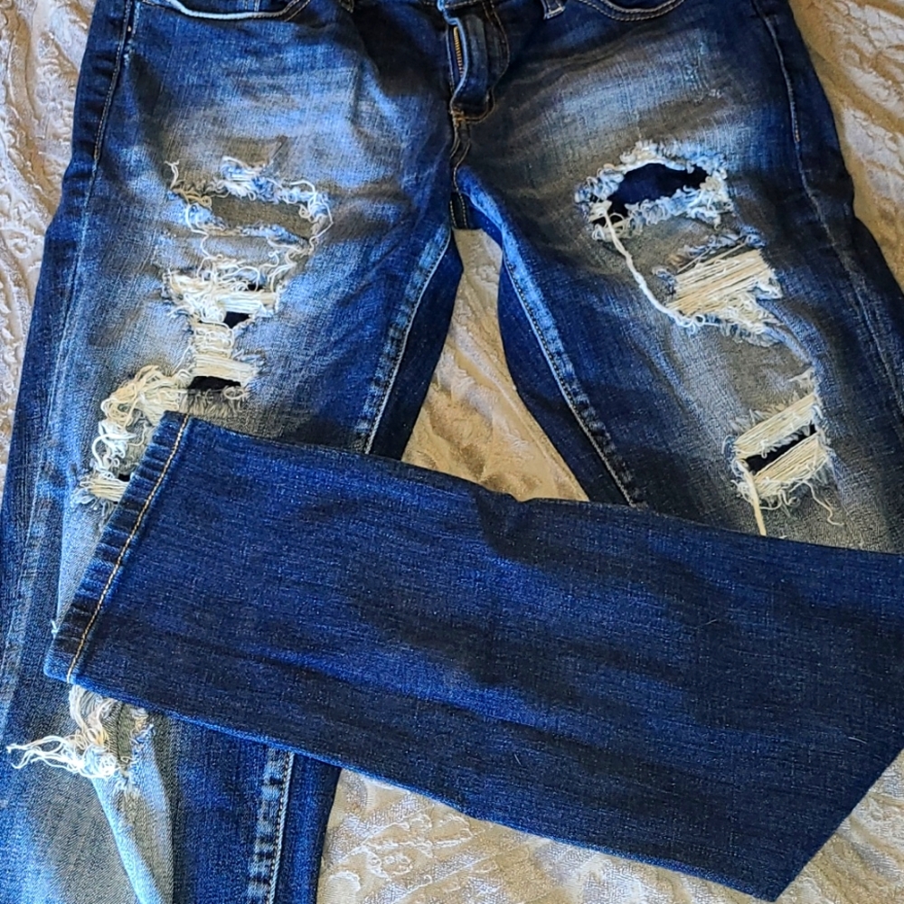 Dark denim kancan distressed skinny jeans